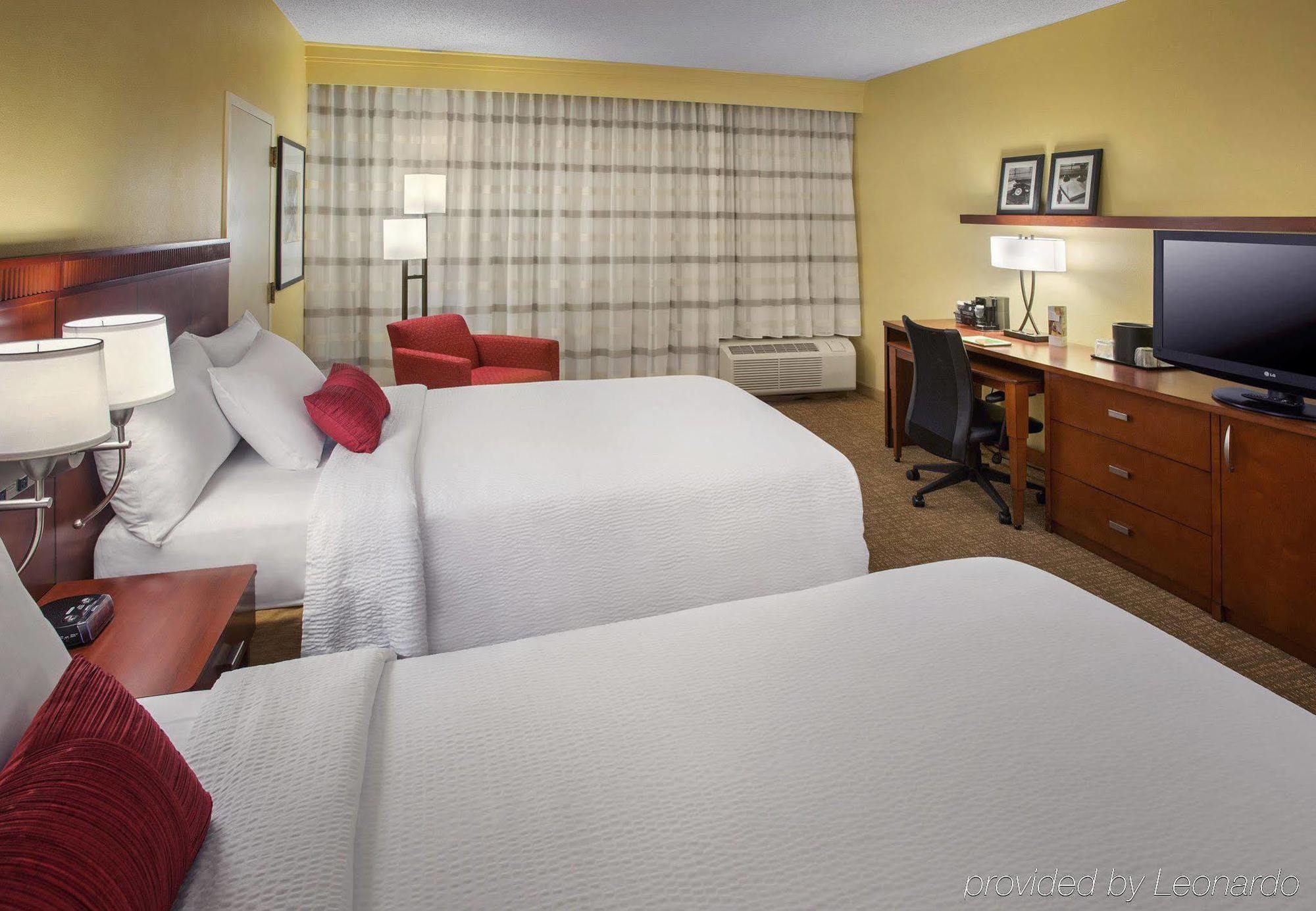 Courtyard By Marriott Tarrytown Westchester County Room photo